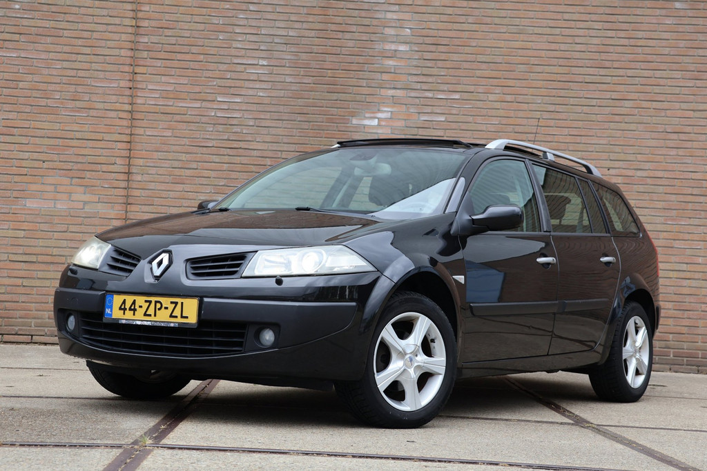 Renault Mégane Grand Tour 2.0-16V Tech Line 53983255-0.jpg | Autocentrum Nissewaard
