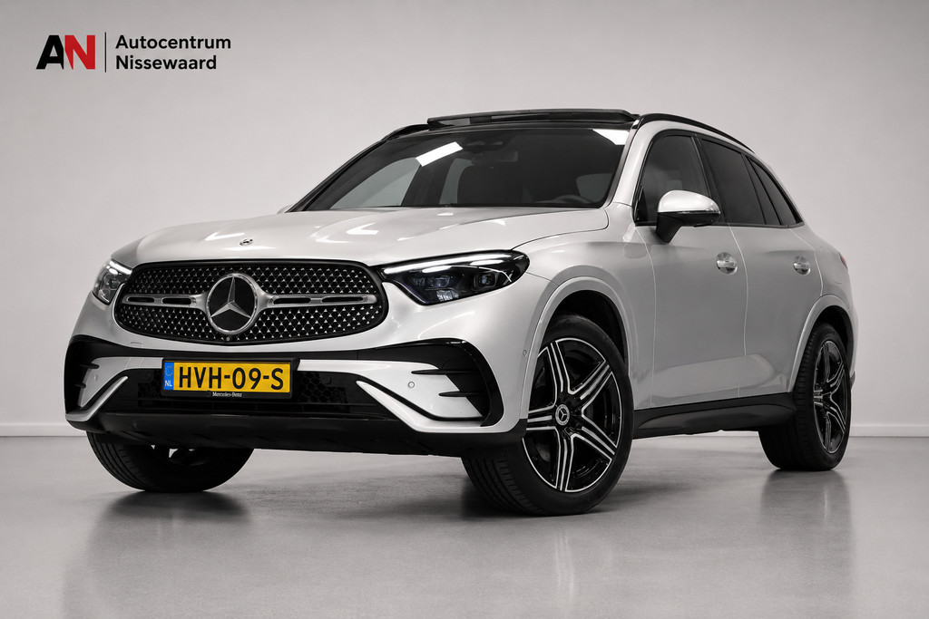 Mercedes-Benz GLC 300e 4MATIC AMG Line |Pano|Sfeer|Leder| 54837049-0.jpg | Autocentrum Nissewaard