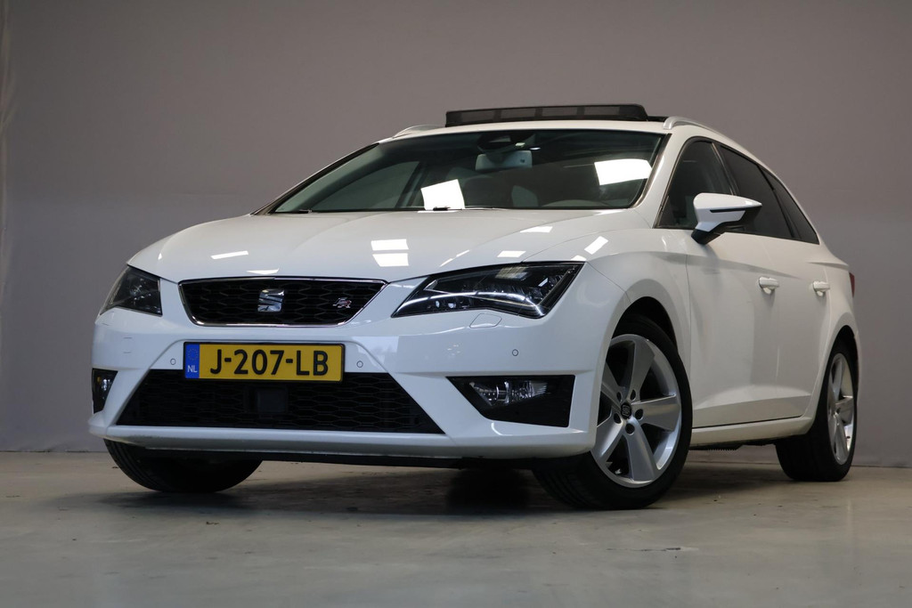 SEAT Leon ST 1.4 EcoTSI FR |Panorama|Stoelverwarming|Trekhaak 51169721-0.jpg | Autocentrum Nissewaard