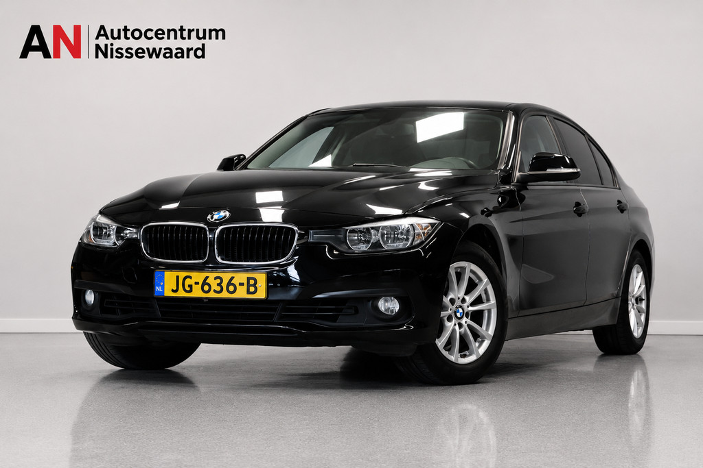 BMW 3 Serie 318i Essential | Automaat|Leder| 52340807-0.jpg | Autocentrum Nissewaard