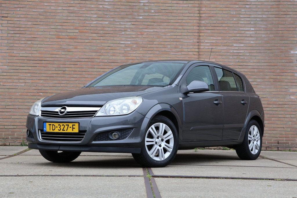 Opel Astra 1.4 Selection |Climate|Cruise| 52419924-0.jpg | Autocentrum Nissewaard