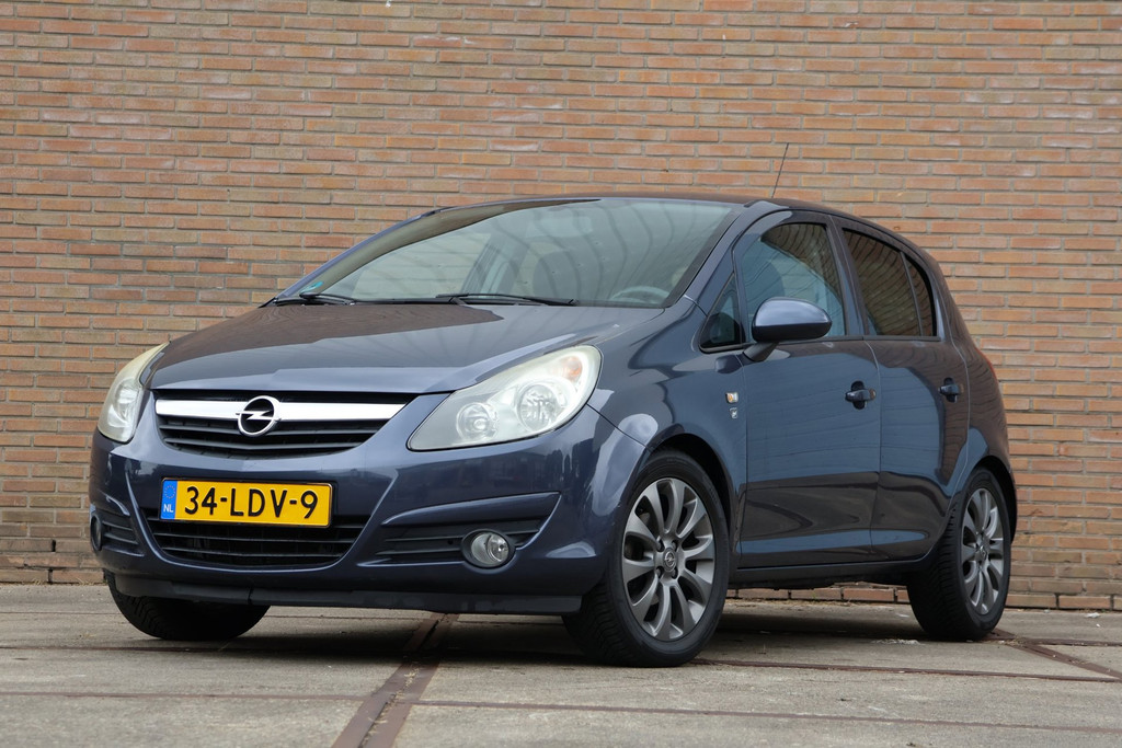 Opel Corsa 1.4-16V '111' Edition |Cruise|Airco| 54324468-0.jpg | Autocentrum Nissewaard