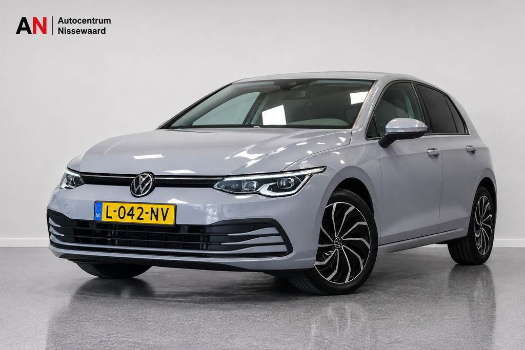 Volkswagen Golf 1.0 TSI Life Business |Carplay|Stoelverwrming| 55889491-0.jpg | Autocentrum Nissewaard