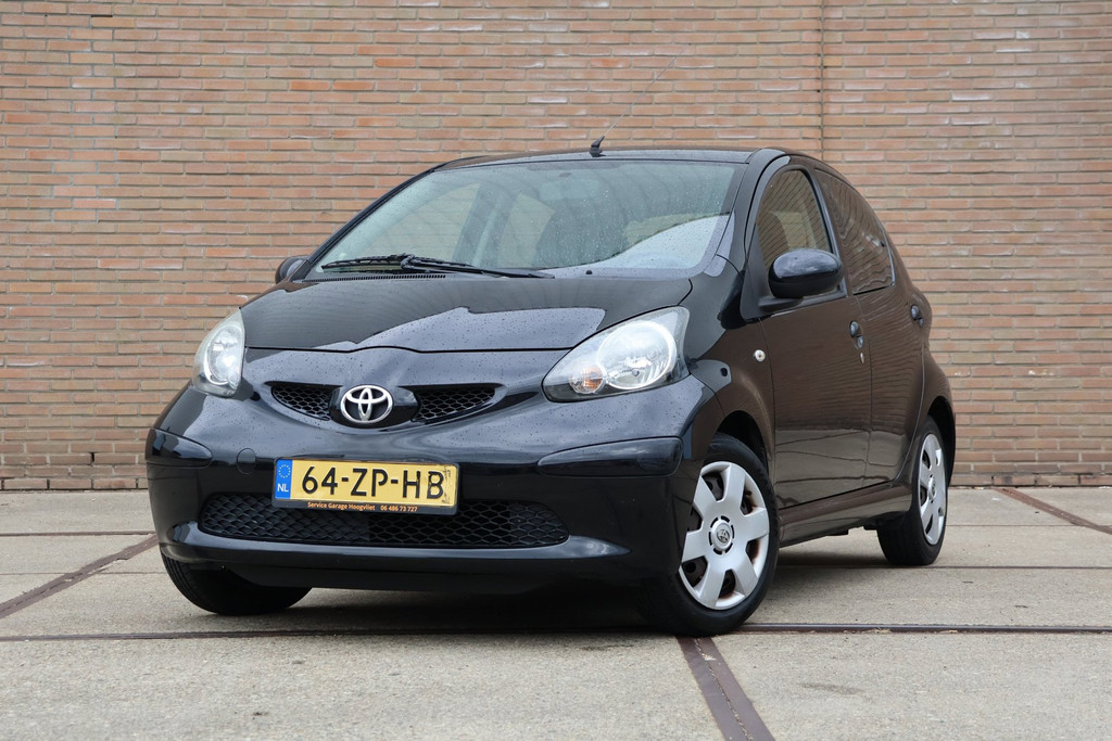 Toyota Aygo 1.0-12V + 56260039-0.jpg | Autocentrum Nissewaard