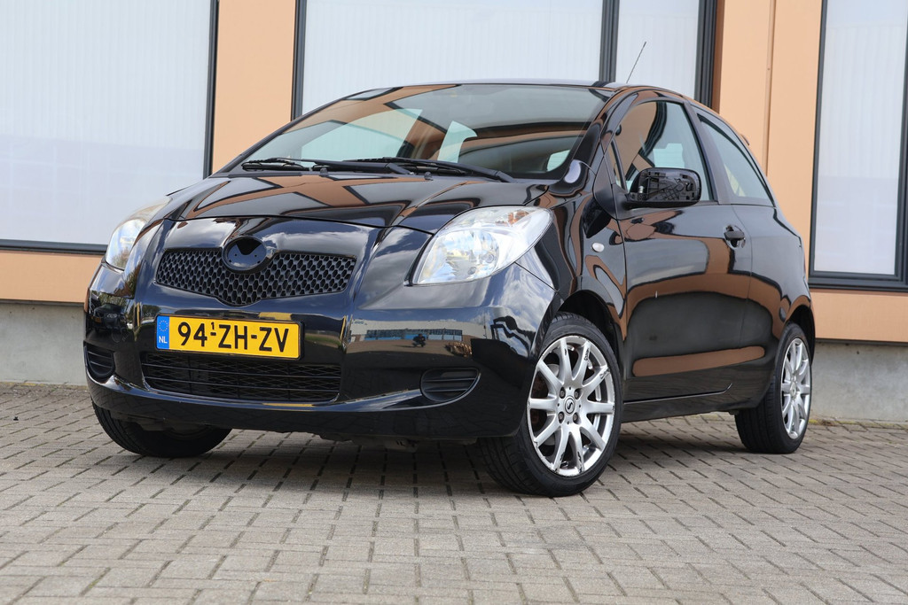 Toyota Yaris 1.0 VVTi Spirit |Airco|Leder 56831401-0.jpg | Autocentrum Nissewaard